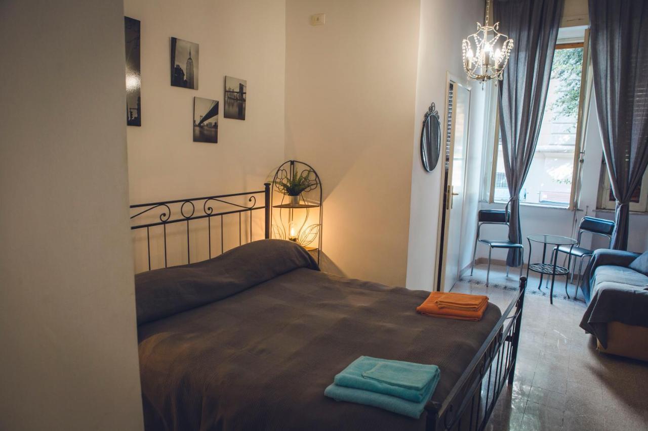 Da Alessia Per Dormire Al Coppede Rome Exterior photo